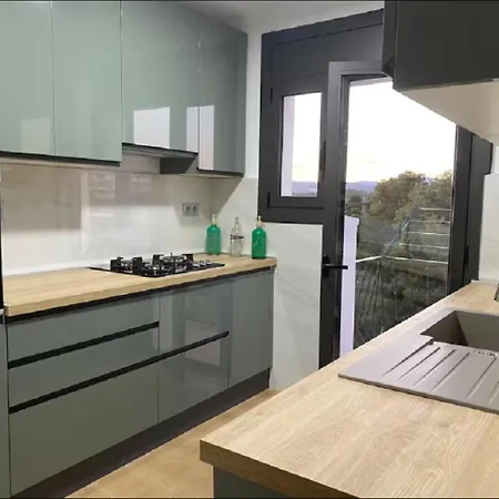 Apartment Avec Belle Vue Sur La *