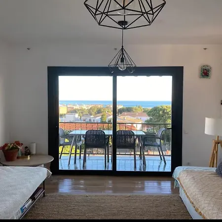 Avec Belle Vue Sur La Apartment *